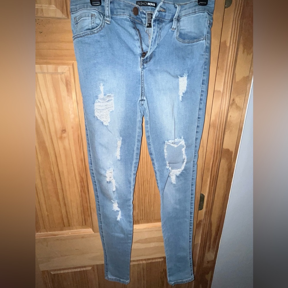 Fashion nova womens jeans size 5